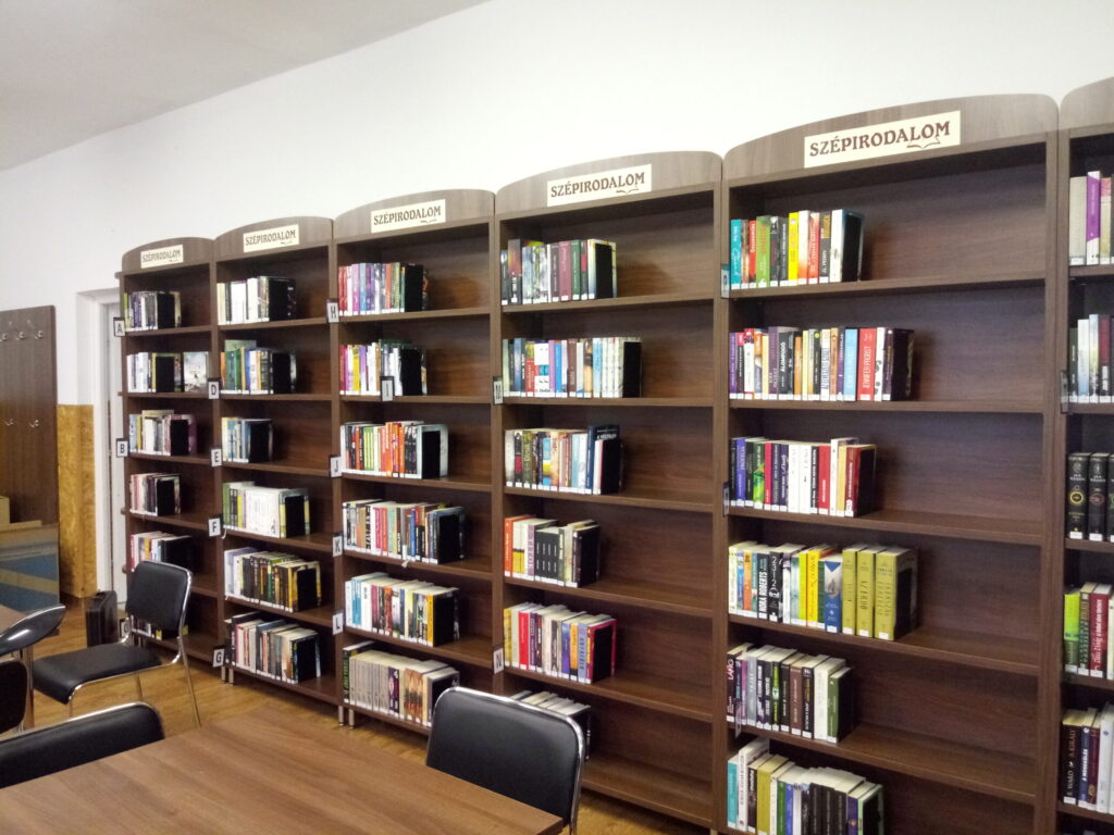 der Mountain Interior