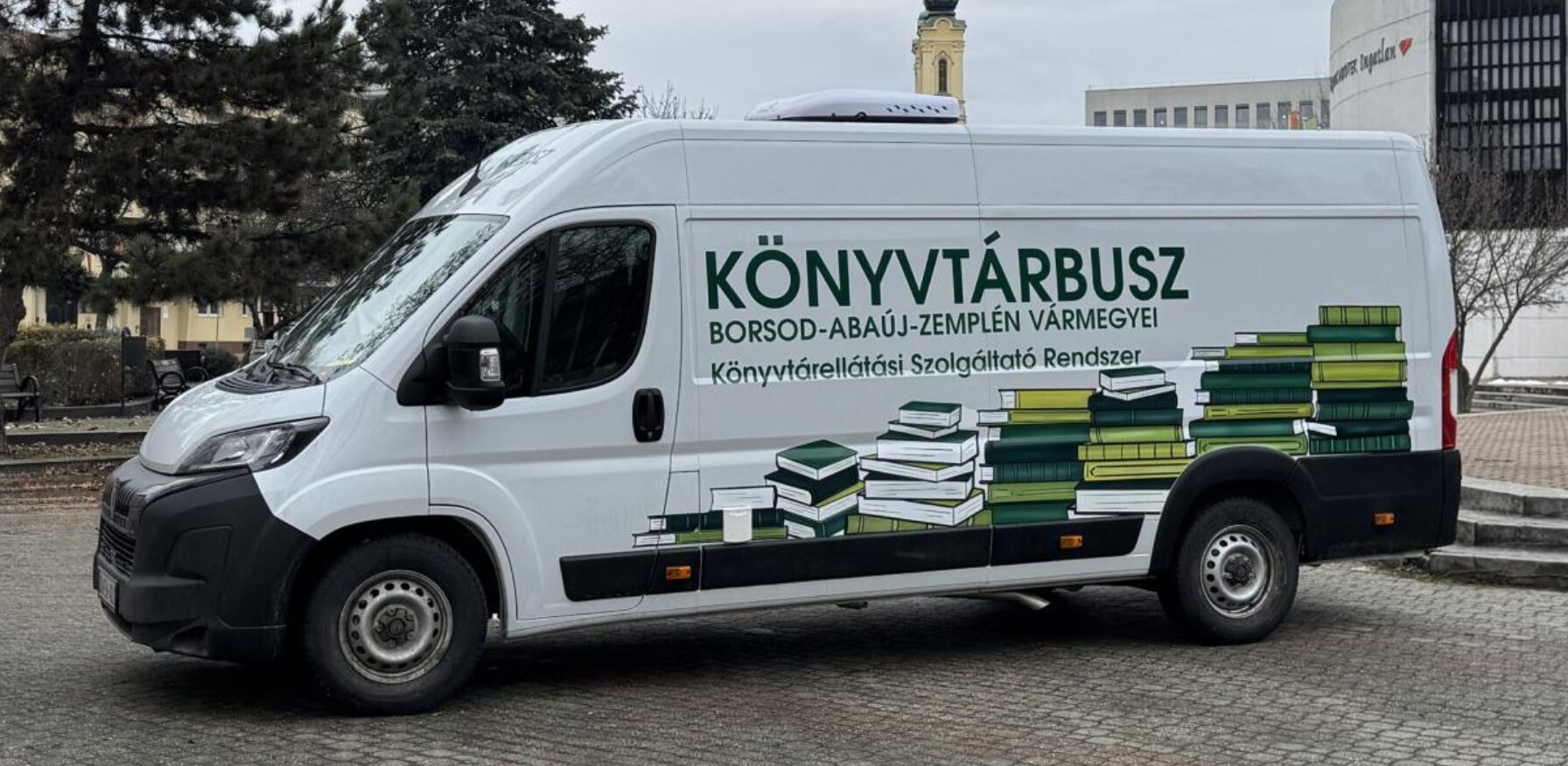 Konyvtarbuszkis