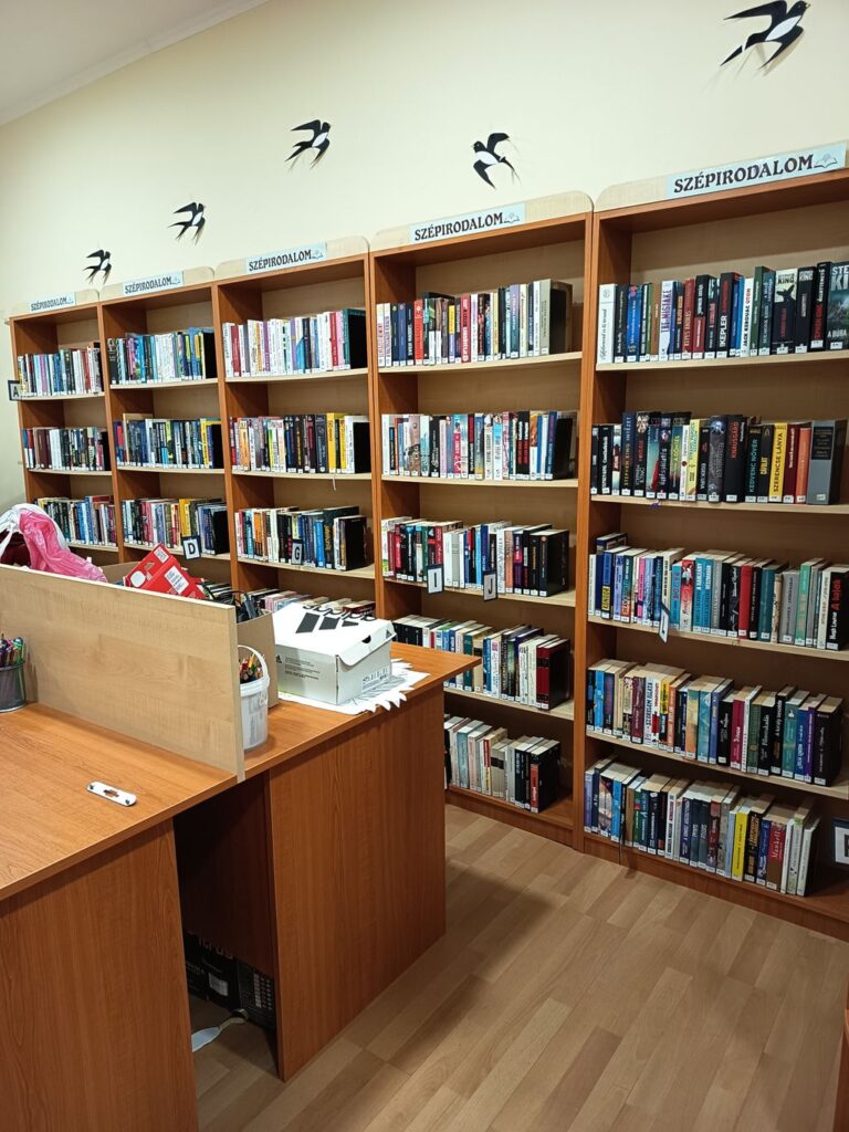 Tiszabábolna Innenraum